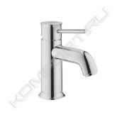 • монтаж на одно отверстие<br> • металлический рычаг<br> • GROHE Longlife керамический картиридж 28 мм<br> • GROHE StarLight хромированная поверхность<br> • аэратор<br> • гладкий корпус<br> • гибкая подводка<br> • система быстрого монтажа.