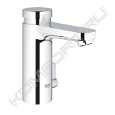 <span style="font-weight:bold;">Автоматический смеситель GROHE Eurosmart Cosmopolitan T для раковины - универсальный стиль и функциональность.</span><br><br>Умное сочетание передовых технологий и вневременного дизайна. Благодаря ясным линиям автоматического смесителя для раковины GROHE Eurosmart Cosmopolitan T, он будет великолепно смотреться в любой современной ванной комнате. Он оснащен передовыми технологиями GROHE и создан благодаря совершенству немецкой инженерной мысли. Смеситель имеет три регулируемых периода времени, в течение которых течет вода - 7, 15 и 30 секунд*, что сокращает расход воды и снижает риск затопления.<br>В дополнение, технология GROHE EcoJoy сокращает расход воды до 50%, ограничивая поток воды 5.7 л/мин без ущерба для комфорта пользователя. Ослепительная хромовая поверхность GROHE StarLight устойчива к царапинам и ее легко чистить - достаточно просто провести по смесителю сухой тряпочкой и он вновь будет выглядеть как новый. GROHE Eurosmart Cosmopolitan T - сочетание современного стиля, безопасность и экологичная работа! *приблизительное время, зависит от давления (заводская настройка: 7 сек)<br><br><span style="font-weight:bold;">Водосберегающий механизм GROHE EcoJoy уменьшает расход ресурсов</span><br>Механизм GROHE EcoJoy сокращает расход воды почти на 50% без ущерба для комфорта. При каждом пользовании смесителем Вы будете наслаждаться обильным потоком воды, экономя при этом свои средства.<br><br><span style="font-weight:bold;">Хромированное покрытие GROHE StarLight делает изделие легким в уходе</span><br>В качестве ухода смеситель достаточно протирать сухой салфеткой: его чрезвычайно гладкое покрытие устойчиво к царапанию и надолго сохраняет сияющий блеск. Ваш смеситель сэкономит Вам большое количество времени при уборке и всегда будет сверкать как новый.<span style="font-weight:bold;"><br></span><br>