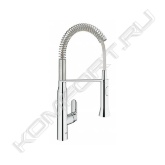 Общее описание <br/>  <br/> Концерн Grohe производит сантехническое оборудование вот уже почти восемьдесят лет, которое ценится по всему миру своими надежными и экономичными техническими характеристиками, а также индивидуальным внешним видом. Однорычажные смесители K 7 c высоким изливом для кухни, производимые компанией Grohe, обладают неповторимой долговечностью, благодаря новейшим технологиям и качественному сырью, использованному, при их производстве, что подтверждается в процессе многолетней без аварийной эксплуатации. <br/>  <br/> Основные характеристики <br/>  <br/> - Материал - латунь <br/> - Давление воды – 1-5 бар <br/> - Рабочее давление – 10 бар <br/> - Испытательное давление – 16 бар <br/> - Расход при давлении воды 3 бар: душевая струя – 12,5 л/мин <br/> - Расход при давлении воды 3 бар: аэратор – 13,5 л/мин <br/> - Температура горячей воды на входе – max 80°С <br/> - Рекомендовано (экономия энергии) - 60°С <br/> - Запорный клапан – керамический картридж 35 мм <br/> - Высота излива – 674 мм <br/> - Вес – 5,6 кг <br/> - Класс шума I по DIN 4109 <br/> - Количество монтажных отверстий – 1 <br/> - Форма излива – традиционная <br/> - Тип подводки – гибкая  <br/>  <br/> Возможности и назначение <br/>  <br/> Однорычажные смесители K 7 с высоким изливом, производимые компанией Grohe, оборудованы обратными клапанами, которые позволяют пропускать поток воды только в нужном направлении, что предотвращает возникновение обратного потока воды в корпусе смесителя в случае резкого падения давления. Однорычажные смесители K 7 с высоким изливом для кухни, производимые компанией Grohe, отличаются неповторимым качеством хода, благодаря картриджам, изготовленным по технологии Grohe SilkMove. Картриджи – это главный механизм смесителя,  картриджи фирмы Grohe комплектуются керамическими дисками, которые покрываются специальным покрытием Teflon,  что обеспечивает плавное скольжение относительно друг друга и как следствие точную регулировку напора и температуры воды.  Данная модель смесителей для кухни K 7 с высоким изливом, производимых компанией Grohe, имеет встроенный аэратор, который смешивает воду с кислородом, делая ее мягче. Применение однорычажных смесителей K 7 с высоким изливом для кухни с открытыми водонагревателями не предусмотрено. Однорычажные смесители для кухни K 7 с высоким изливом, производимые компанией Grohe,  оборудованы поворотным изливом, угол поворота 140°, то есть, возможно, выбрать направление потока воды. Поверхность однорычажных смесителей K 7 c высоким изливом для кухни, производимых компанией Grohe, тщательно покрыта слоем высококачественного хрома, с помощью технологии Grohe StarLight, благодаря чему не тускнеет и обладает уникальной износоустойчивостью. Данная модель однорычажных смесителей K 7, производимых компанией Grohe, оборудована выдвижным изливом, обеспечивающим увеличенный радиус действия прибора. <br/>  <br/> Комплект поставки <br/>  <br/> - Смеситель для мойки <br/> - Отведенный душ <br/> - Контргайка <br/> - Пружина <br/> - Техническое руководство <br/> - Инструкция по уходу <br/>  <br/> Дополнительная информация <br/>  <br/> Гарантийный срок эксплуатации смесителей, производимых компанией Grohe, составляет 5 лет. Компания Grohe стала одним из первых производителей сантехнического оборудования, сертифицировавших свою продукцию по новой классификационной системе WELL, способствующей переходу на рациональное водопотребление и обеспечивающая потребителей и профессионалов понятной системой сертификации. Система управления качеством, принятая в компании, была сертифицирована МОС 9001 в 1992 году.