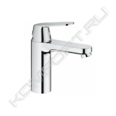 - монтаж на одно отверстие <br>- металлический рычаг <br>- GROHE SilkMove ES<br>- Керамический картридж 35 мм с энергосберегающей функцией (подача холодной воды при центральном положении рычага) <br>- регулировка расхода воды <br>- возможность установки мин. расхода 2,5 л/мин. <br>- ограничитель температуры <br>- GROHE StarLight хромированная поверхность <br>- GROHE EcoJoy 5,7 л/мин <br>- GROHE QuickFix быстрая монтажная система <br>- гладкий корпус <br>- гибкая подводка