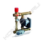 Насосно-смесительная группа Watts ISOTHERM с насосом Wilo RS 25/6-3 представляет собой регулирующий модуль и применяется для поддержания постоянной температуры подачи в системах низкотемпературного отопления.<br>Основные характеристики:<br>-Диапазон регулирования температуры теплоносителя: 30-60 оС<br>-Подключение к коллектору: G 1" накидная гайка<br>-Подключение к контуру отопления: G 1" наружная резьба <br>-Межосевое расстояние между коллекторами: 210 мм<br>-Материал арматуры: латунь<br> пружины: нержавеющая сталь<br>-Материал патрубков: латунь<br>-Пластмассовые части: ударопрочные и температуропрочные<br>Материал уплотнений: EPDM или AFM 34 58 <br>-Шкала температур термометра: 0-80 оС<br>-Монтажная длина насоса: 130 мм<br>-Подключение насоса: G 1"1/2<br>-Рабочая среда: вода и водно-гликолевые смеси<br>Комплектация:<br>Насос Wilo RS 25/6-3<br>Подающая и обратная линии коллектора<br>Подающая и обратная линии контура отопления<br>Подключение насоса на подающей линии<br>Термостатический клапан<br>Температура подачи теплых полов<br>Аварийный накладной термостат