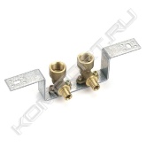 Монтажный узел RAUTITAN 16 х 2,2-Rp 1/2"<br>Применяется для подключения к отопительным приборам труб из стены, угольники закреплены на кронштейне, звукоизолированны.<br>Межосевое расстояние: 50 мм.<br>Материал кронштейна: оцинкованная сталь.<br>Материал настенного угольника: латунь, устойчивая к вымыванию цинка.